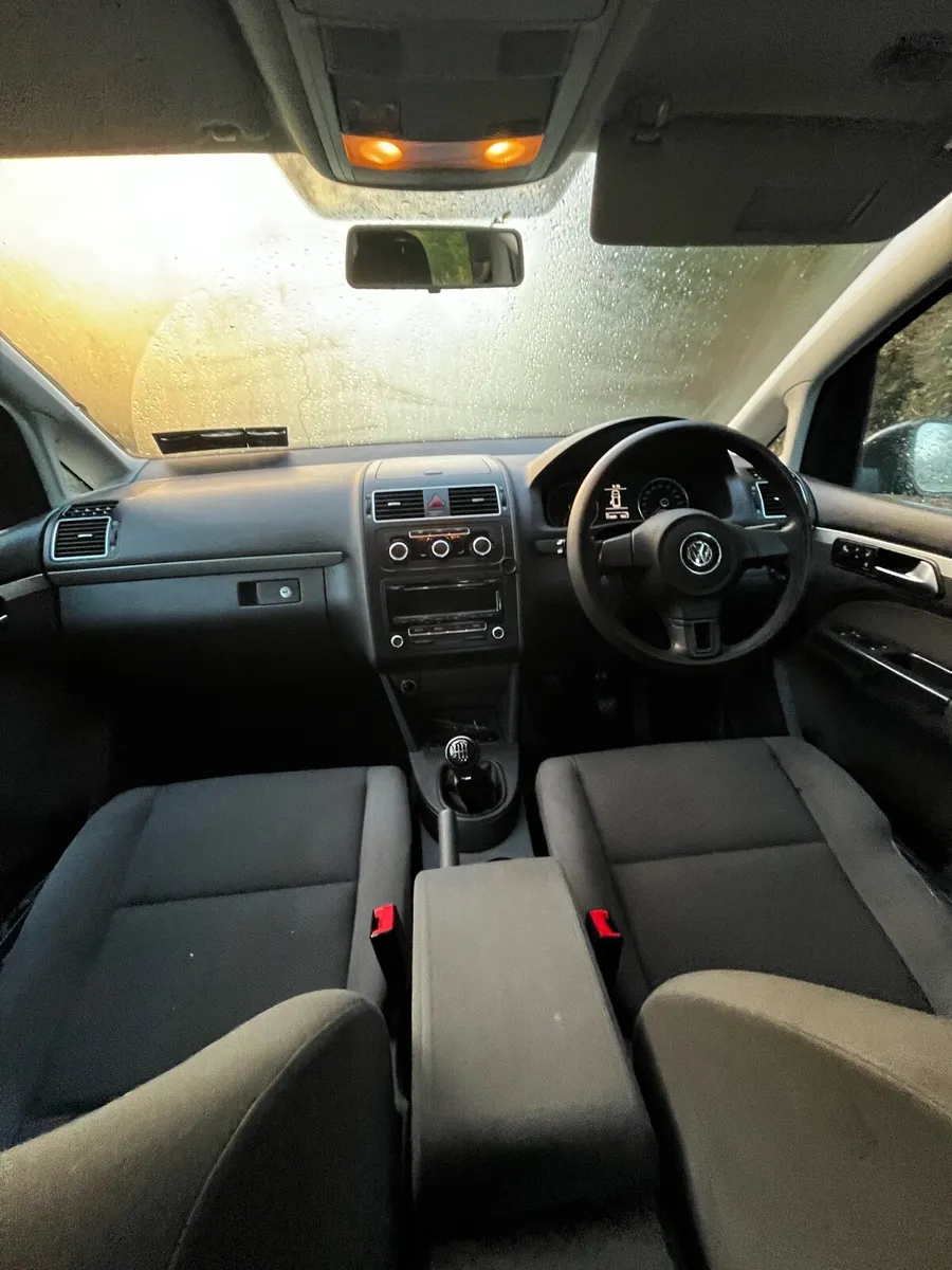 Volkswagen touran 1.6 tdi - Image 4