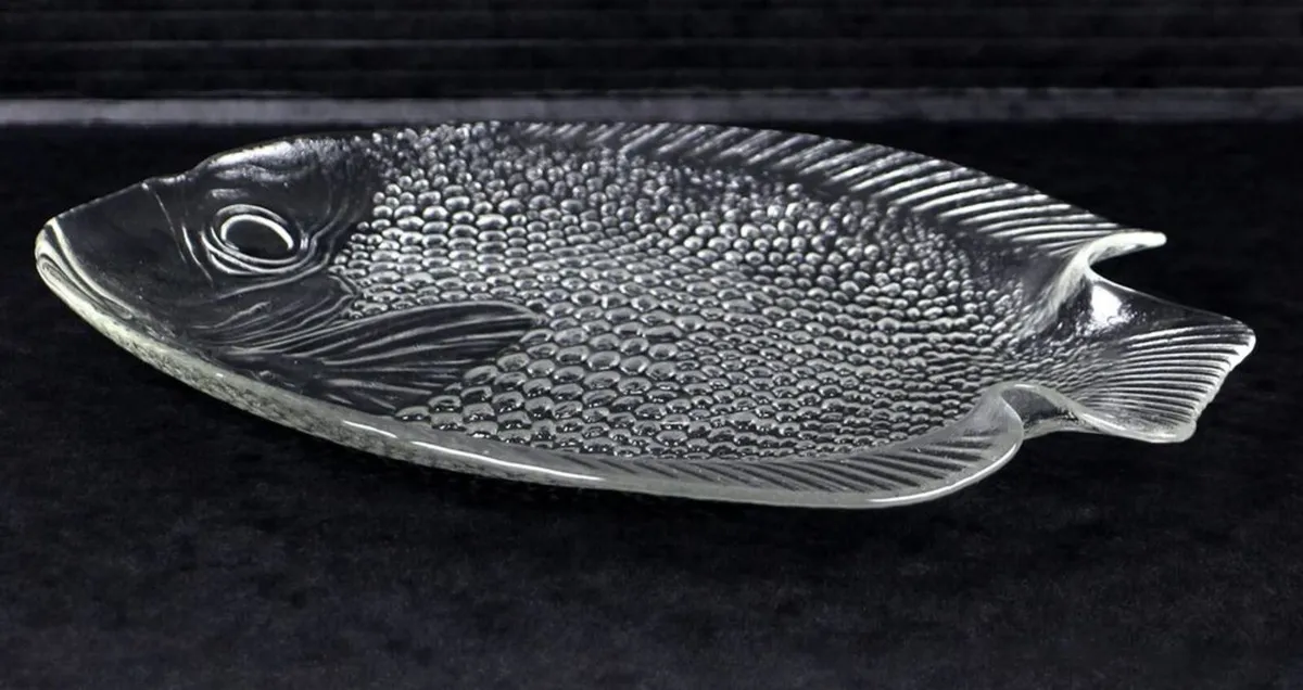 Vintage Arcoroc France Glass Fish Serving Platter - Image 2