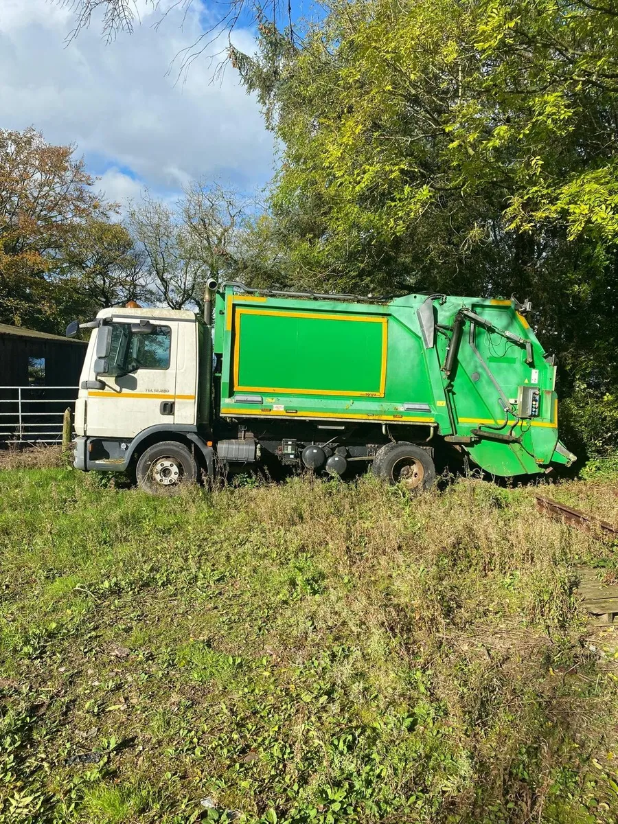 Truck for sale - Image 4