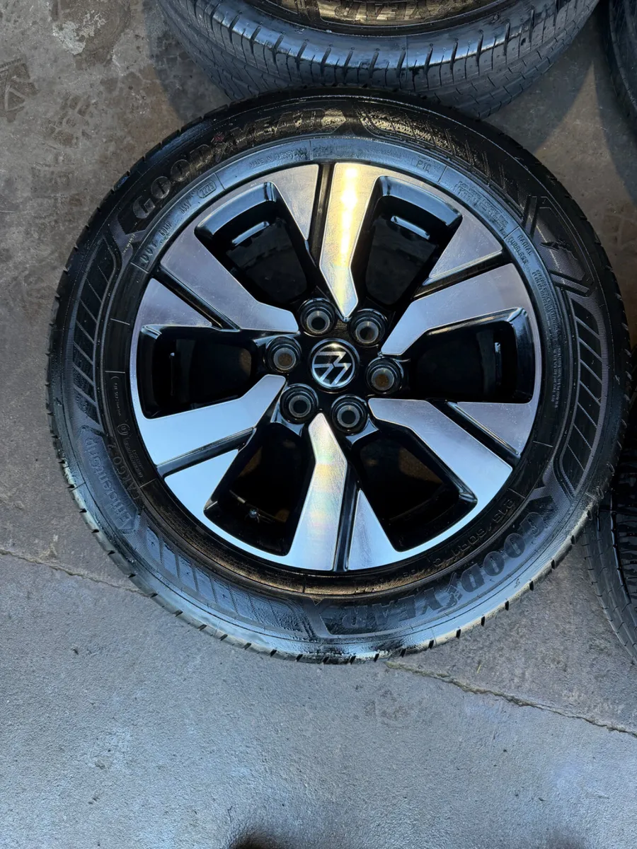 Transit  transporter alloy wheels - Image 4