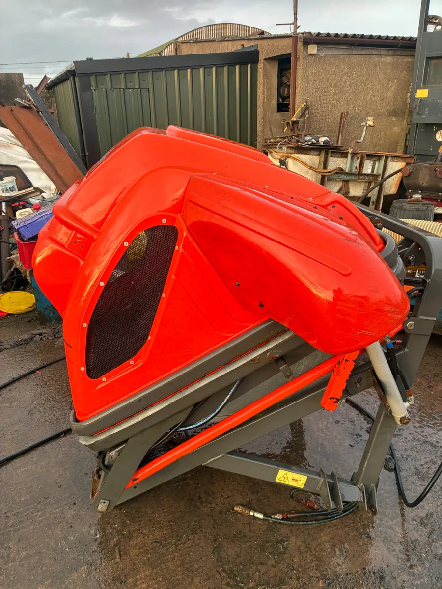 Kubota GCD 660 -F hi tip collector box - Image 4