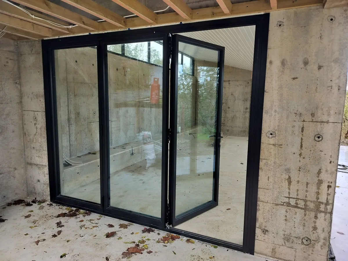 Reynaers Bi-Fold Door CF77 - Image 2