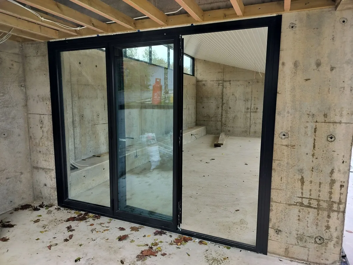 Reynaers Bi-Fold Door CF77 - Image 3