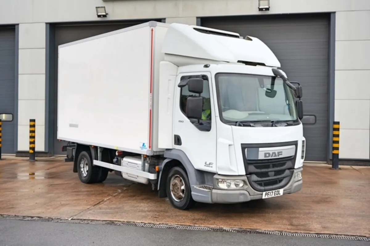 2017 DAF LF150 4X2 MEAT RAILER FRIDGE - Image 1