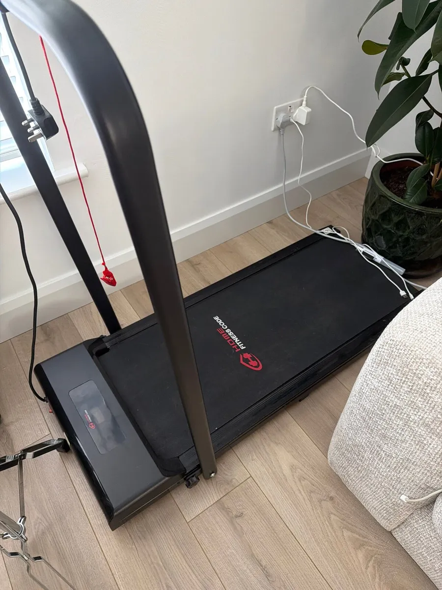 Folding treadmill for sale - Image 4