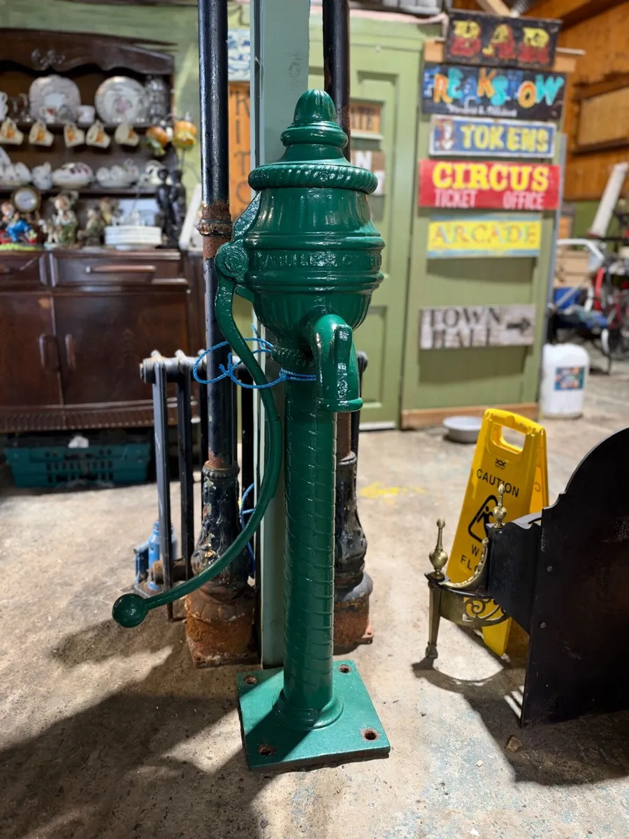 Reclaimed cow tail pump - Image 1