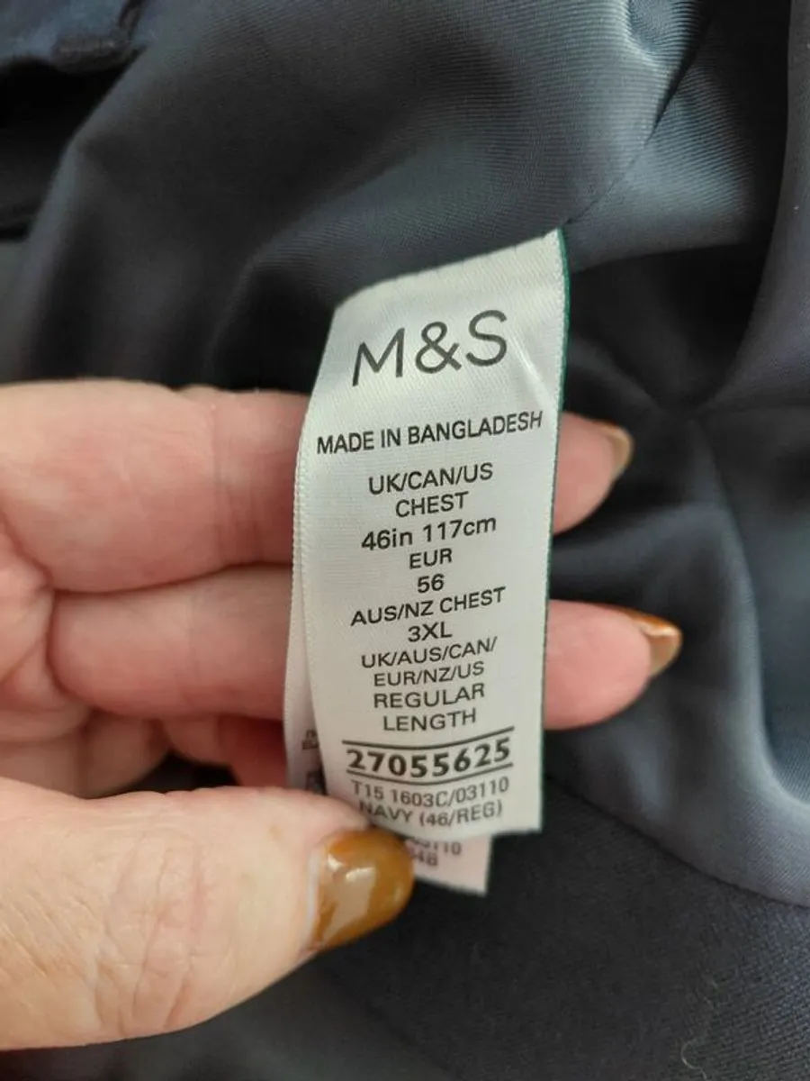 Mans Suit - Image 4