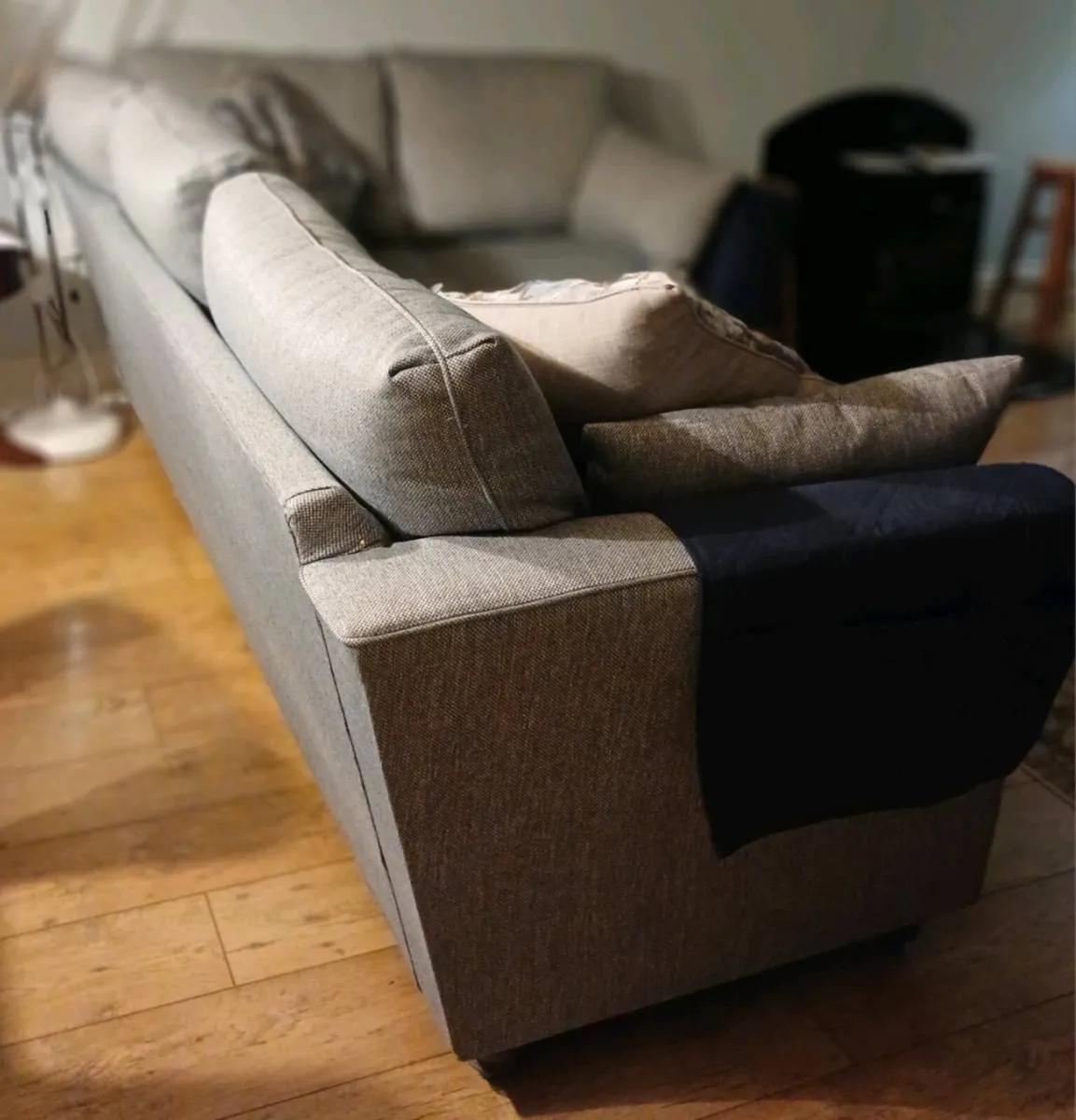 Sofa - Image 4