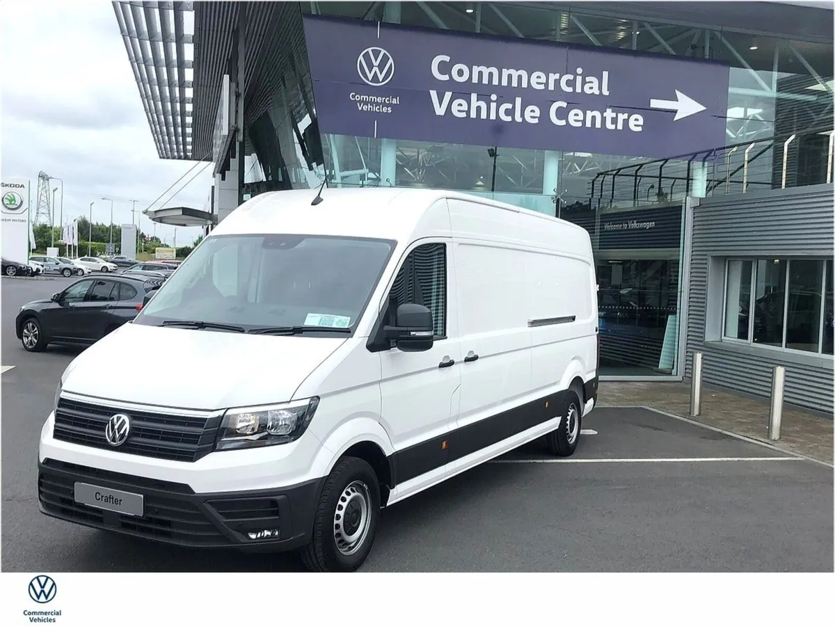 Volkswagen Crafter T35 LWB 177HP TRENDLINE  M6F 5D - Image 4