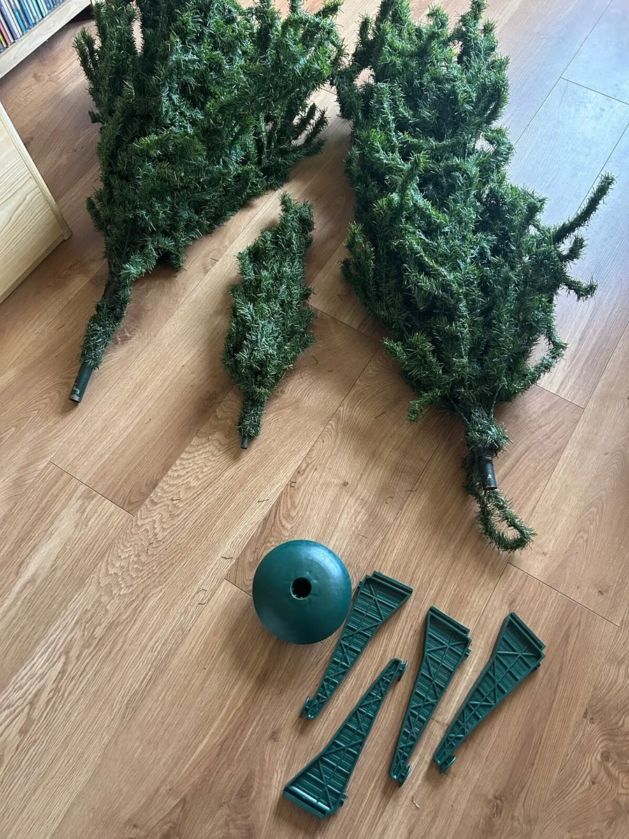 Christmas Tree - Artificial - Image 4
