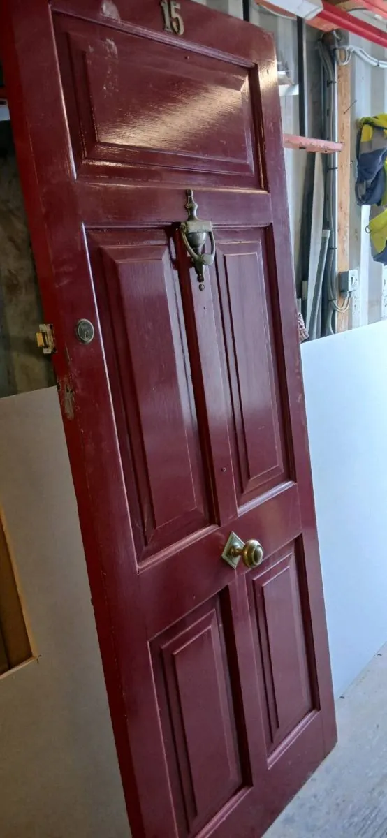 External door - Image 2