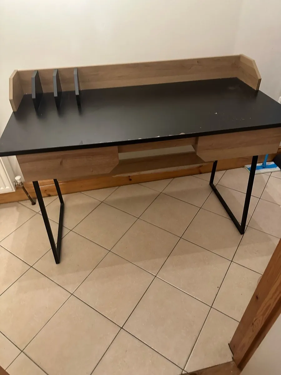 Office desk - Image 3