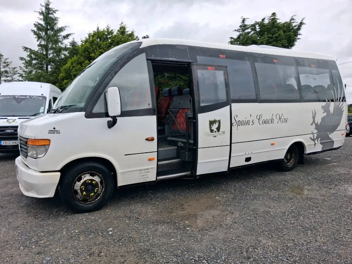 Mercedes Vario 33 Seater - Image 2
