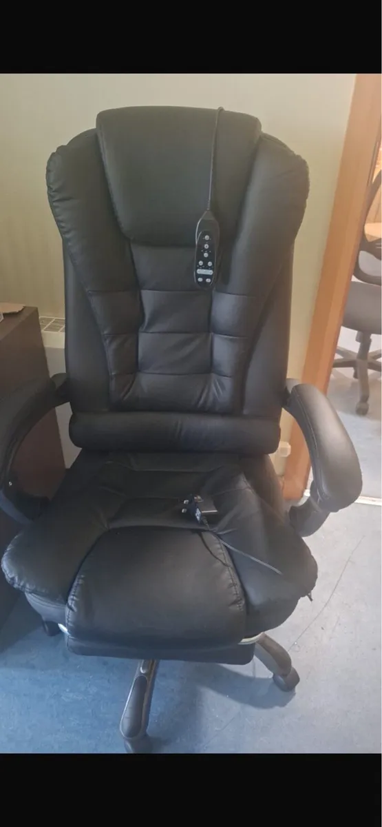 Office / Gaming Chair with Massage and Heating - Image 1