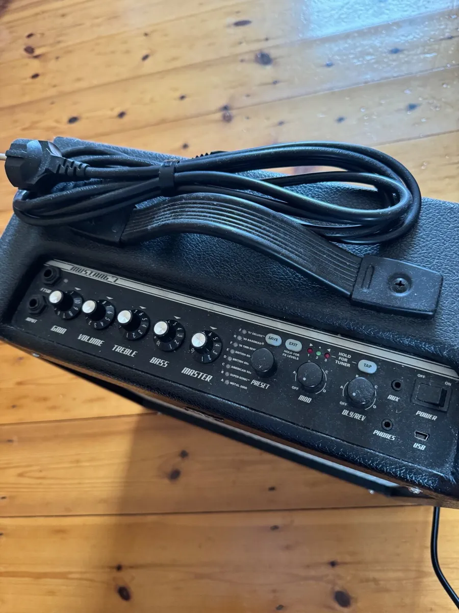 2 guitar amps (acoustic & electric) & a drum amp - Image 4