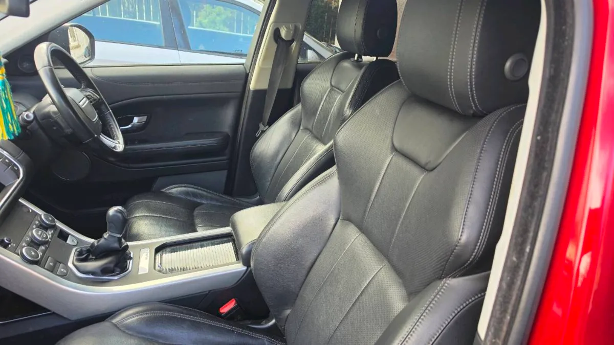 Range Rover / Land Rover Evoque - Image 3