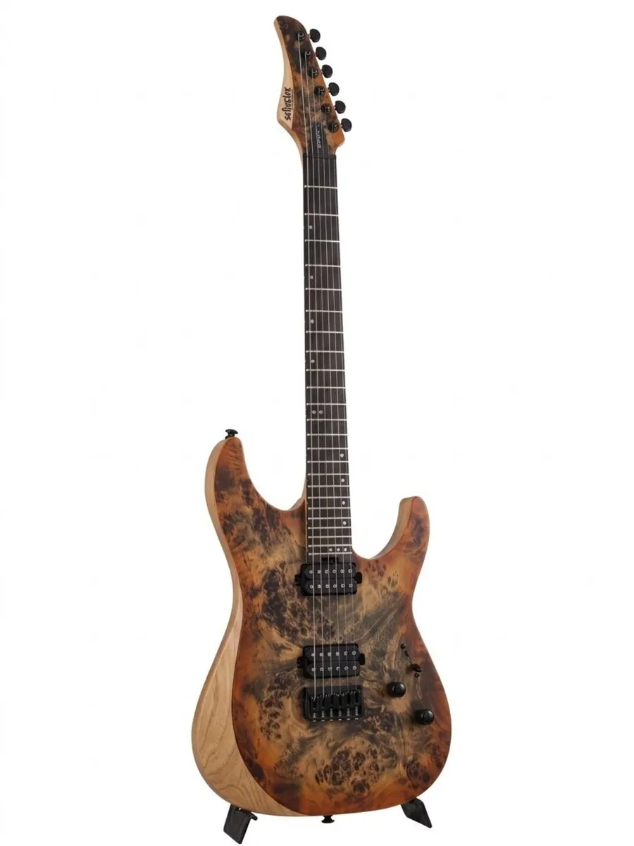 Electric guitar - Image 1