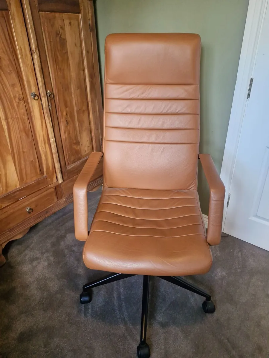 Office Chair - Image 1