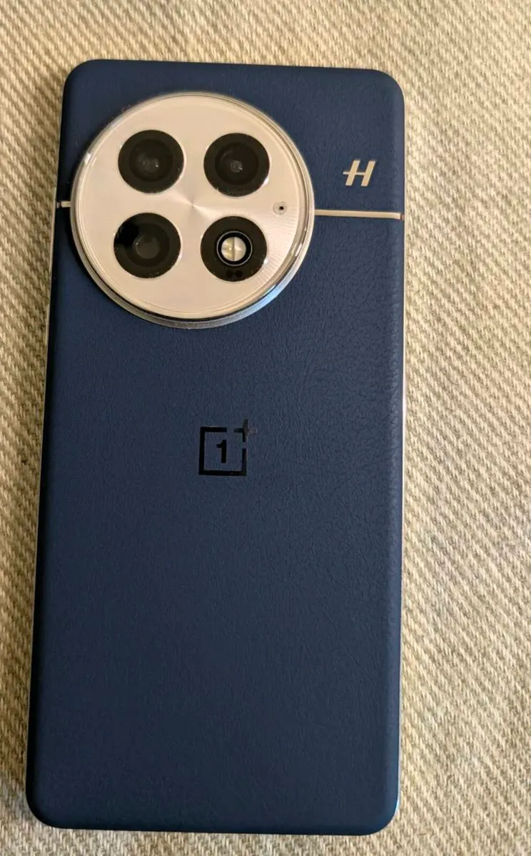 OnePlus 13 (16GB RAM / 512GB) - Midnight Ocean - Image 4