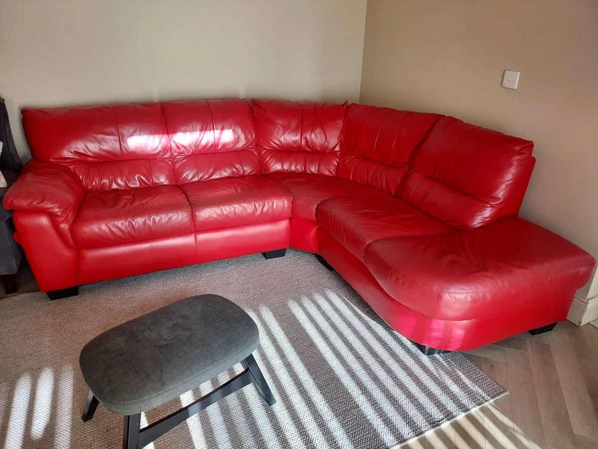 Couch - Image 2