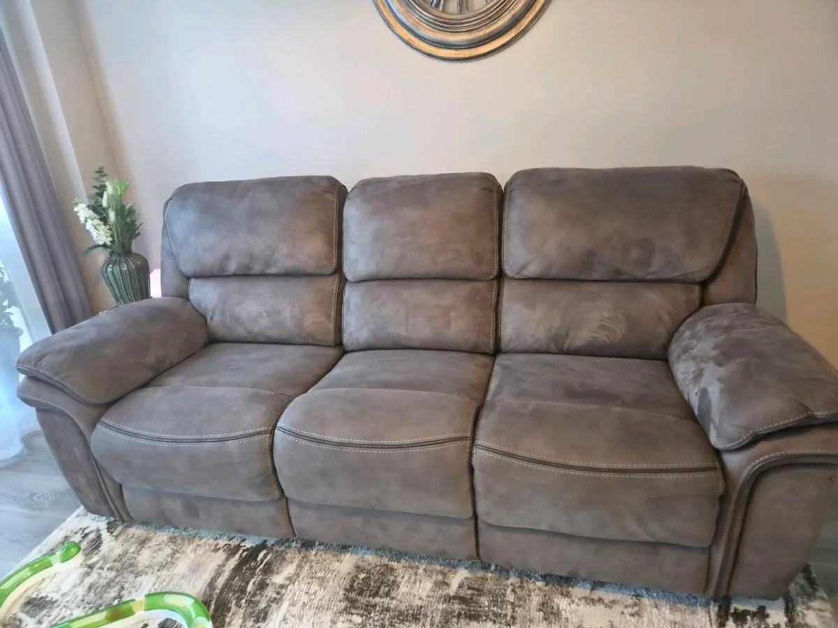 Couch - Image 1