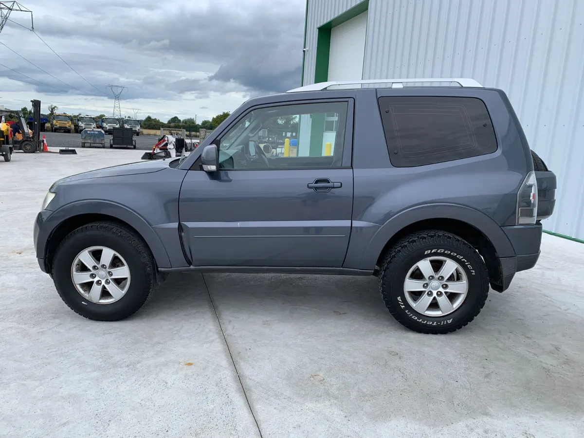NO RESERVE 2008 MITSUBISHI SHOGUN FOR AUCTION - Image 2