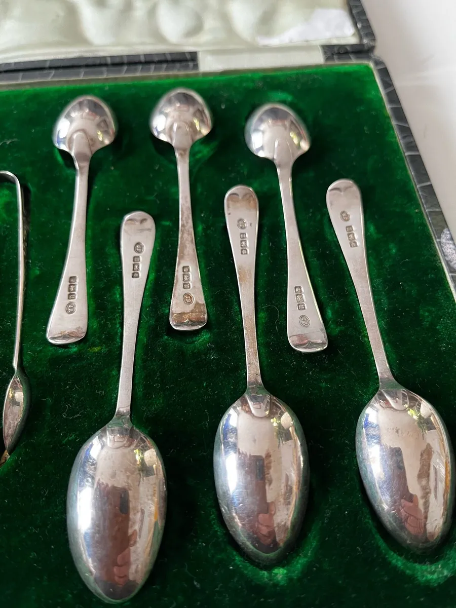 1912 Edwardian  solid silver set 12 and Tong - Image 4
