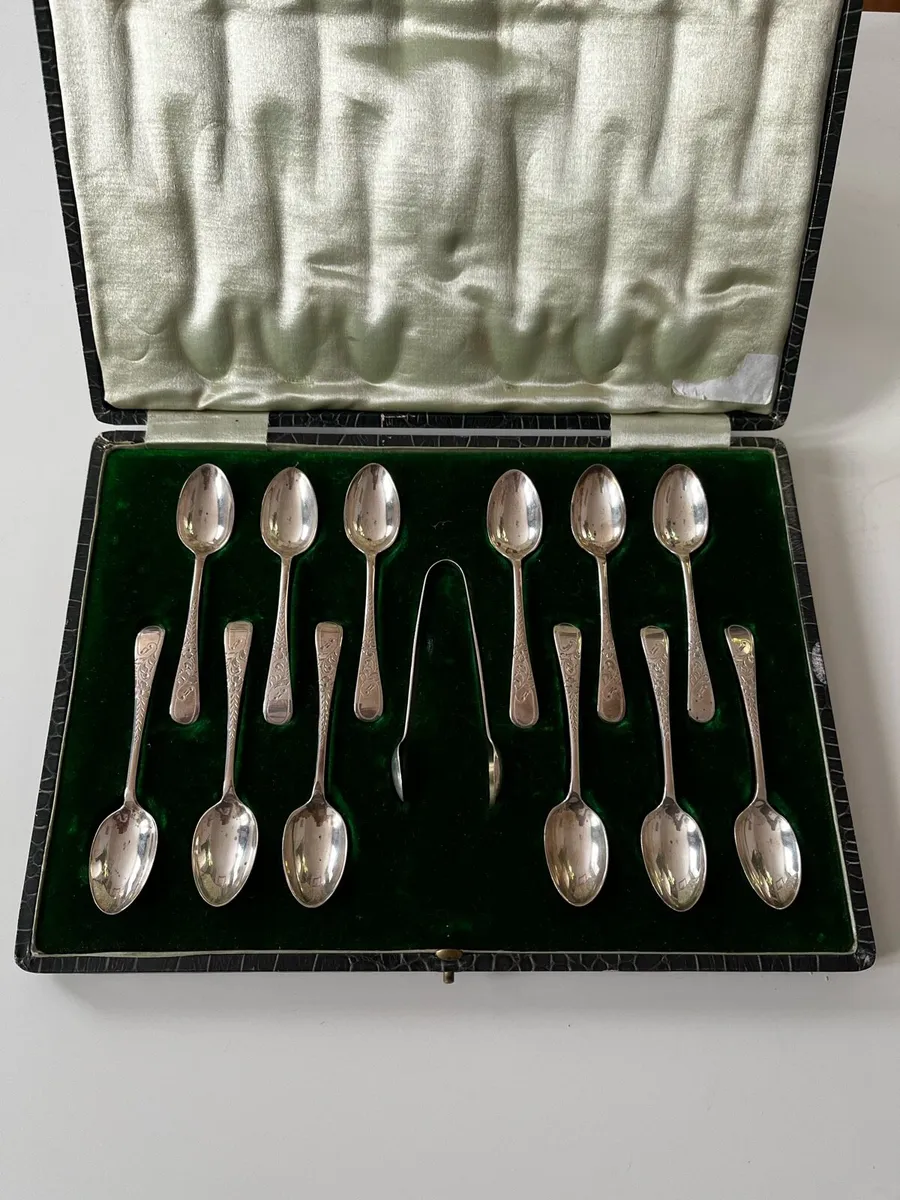 1912 Edwardian  solid silver set 12 and Tong - Image 1