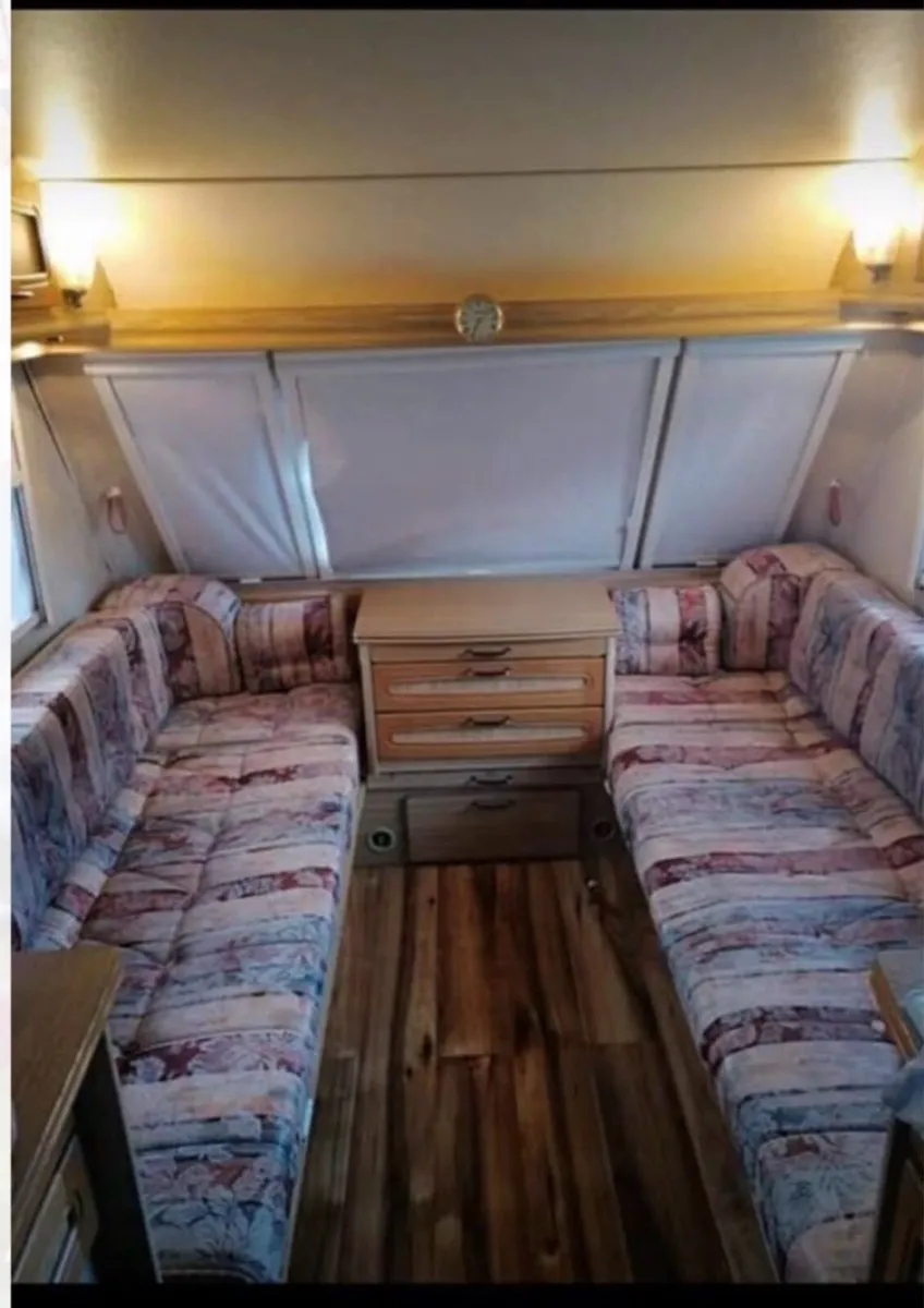 Elddis Hurricane 2 Berth - Image 3