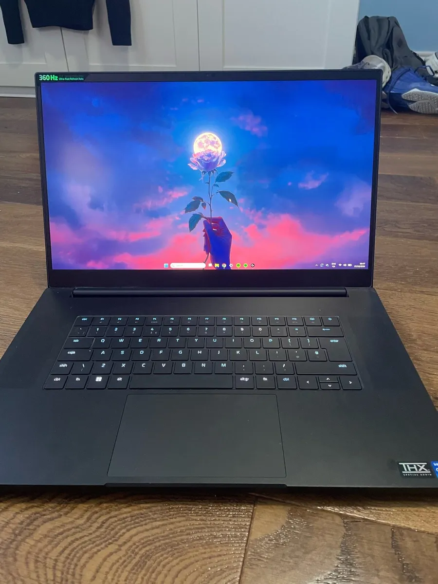 Razer Blade 17 Gaming Laptop | RTX 3070 Ti | i7 - Image 1