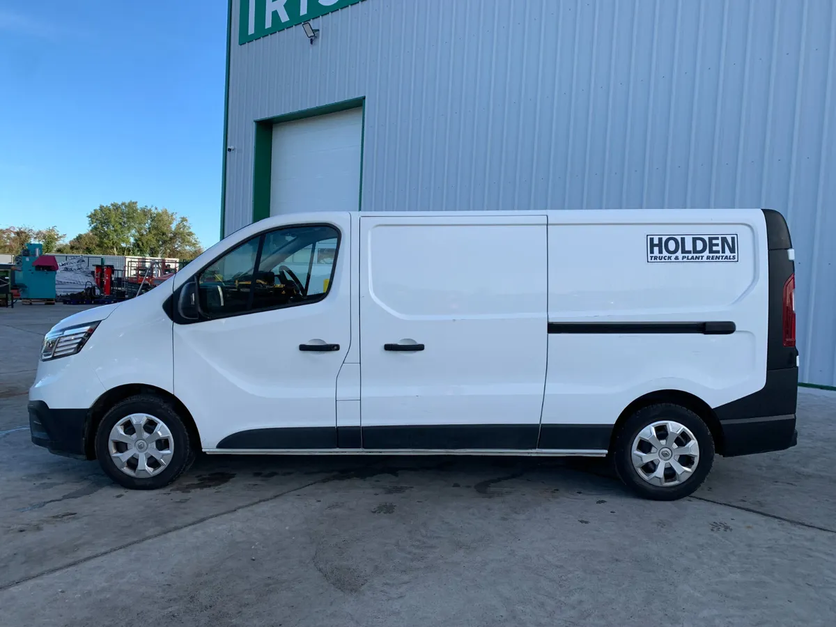 NO RESERVE 2022 RENAULT TRAFIC FOR AUCTION - NAAS - Image 2