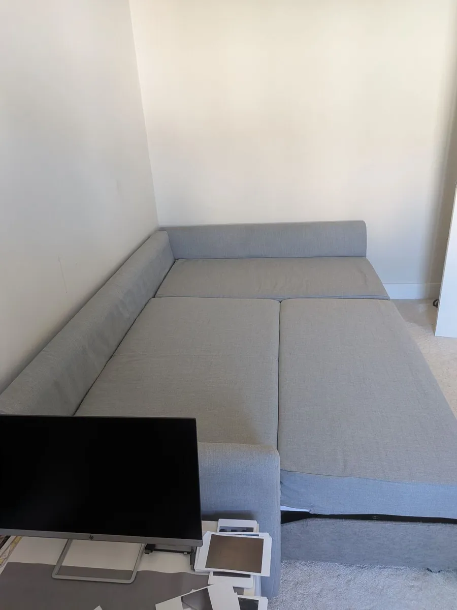 3 seater IKEA sofa bed - Holmsund - Image 4