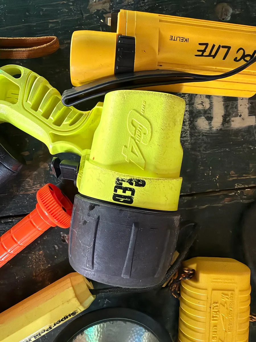 Used dive torches - Image 2