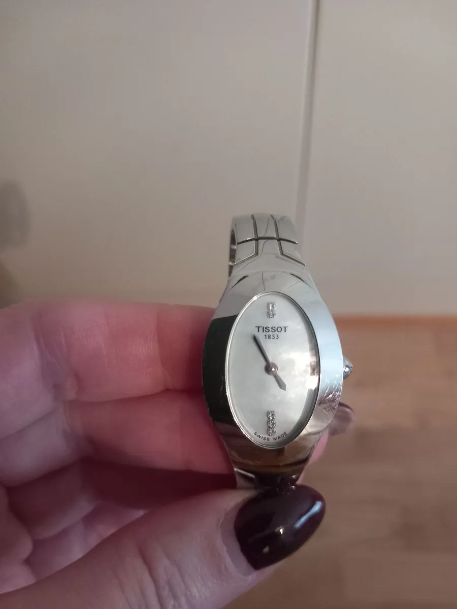 Women's Watch - Image 3