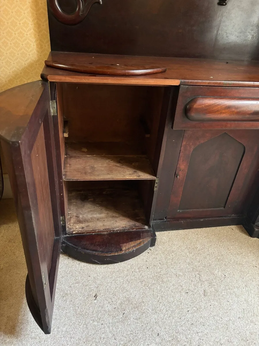 Antique sideboard - Image 2
