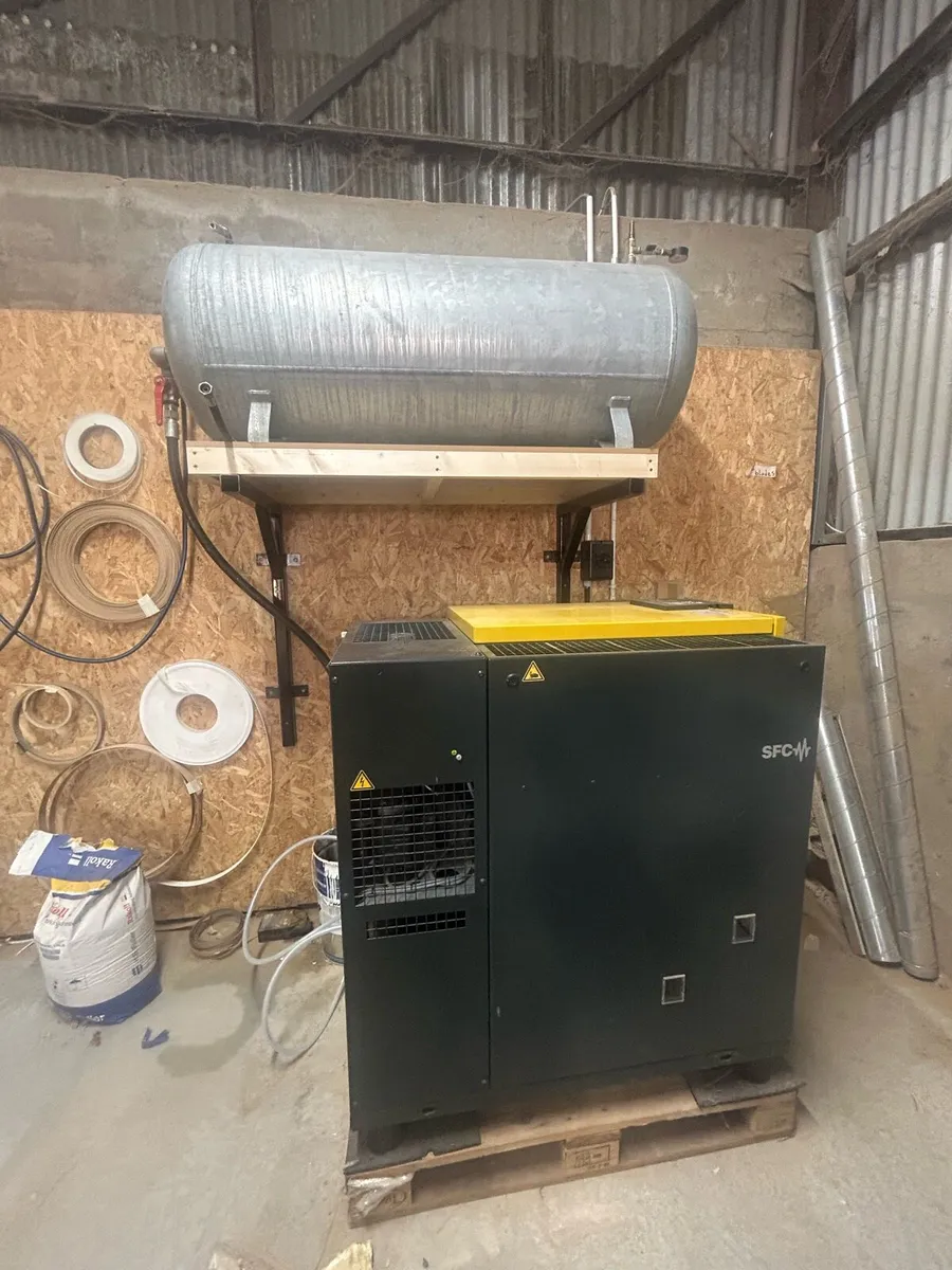 Kaeser SK22 T Screw Compressor - Image 2