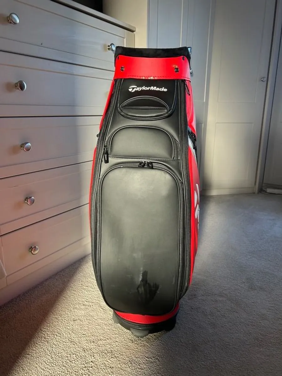 Taylor Made Stealth Tour Bag (Red & Black) - Image 2