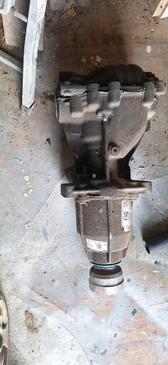 Ford rear differential - Image 1
