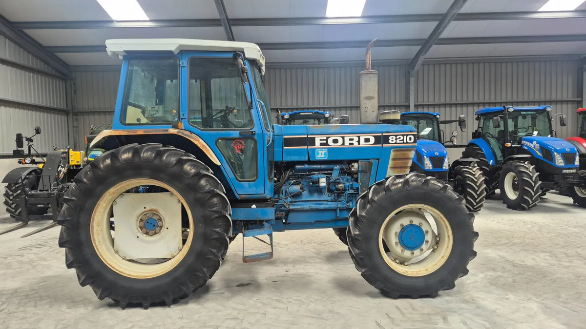 FORD 8210 - Image 1