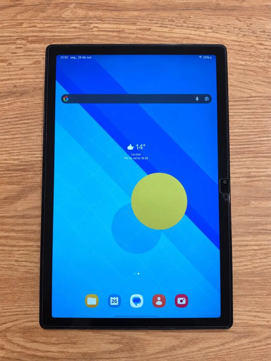 Samsung Galaxy Tab A8 64GB Wi-Fi + Case - Image 2