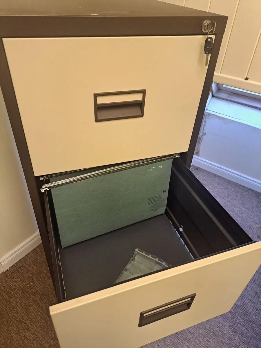 Filing cabinet - Image 3