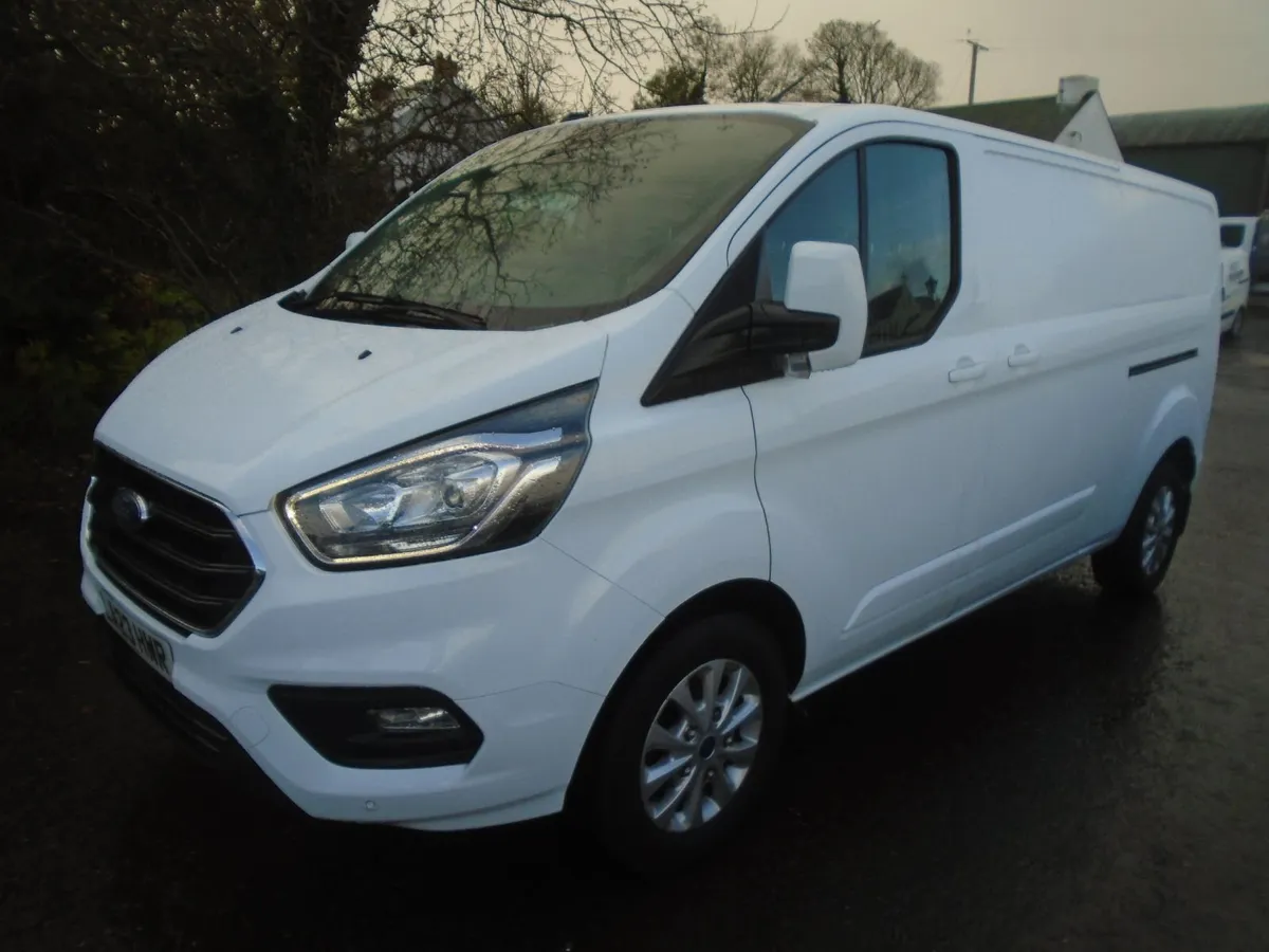 2023 Ford Transit Custom LIMITED LWB 130HP - Image 3
