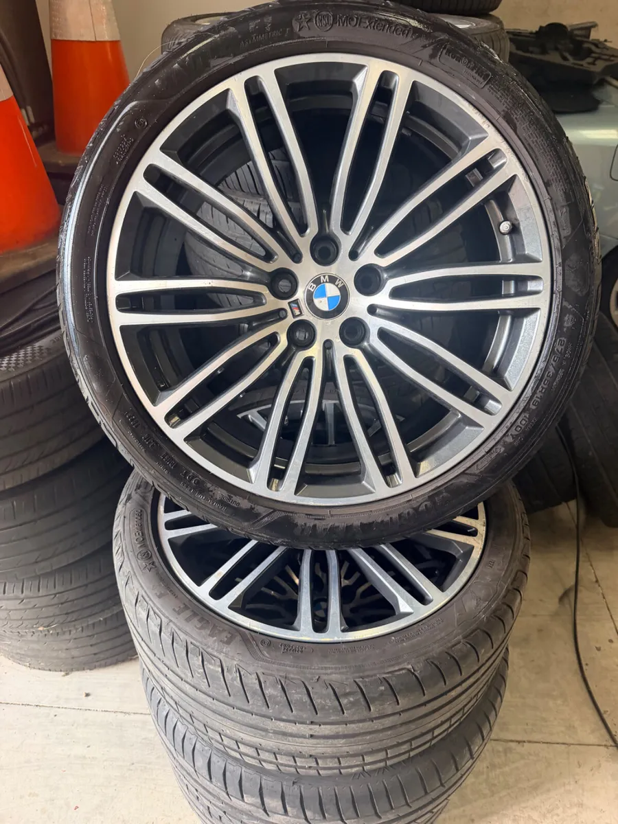 19 Inch BMW 5 Series Alloys - Image 1