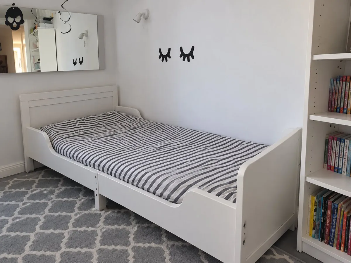 Ikea IkSUNDVIK Ext bed frame with slatted bed base - Image 1