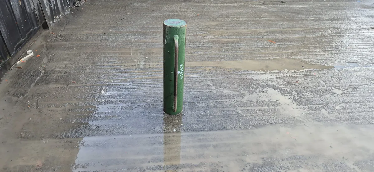 Two-handed manual post driver - Image 4