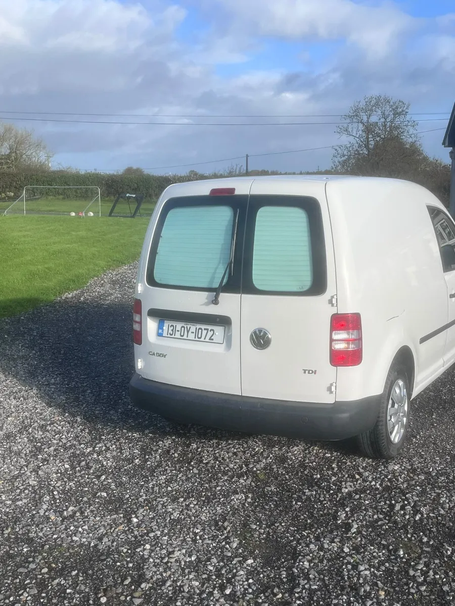 VW CADDY - Image 4
