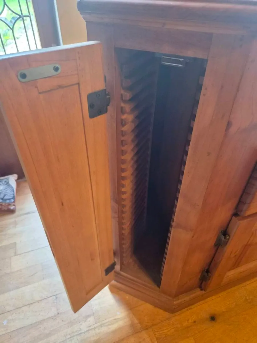 TV corner unit - Image 2