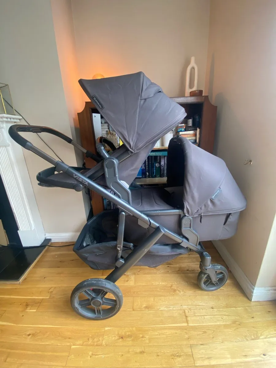 Uppababy Vista V3- Newest Model - Image 4