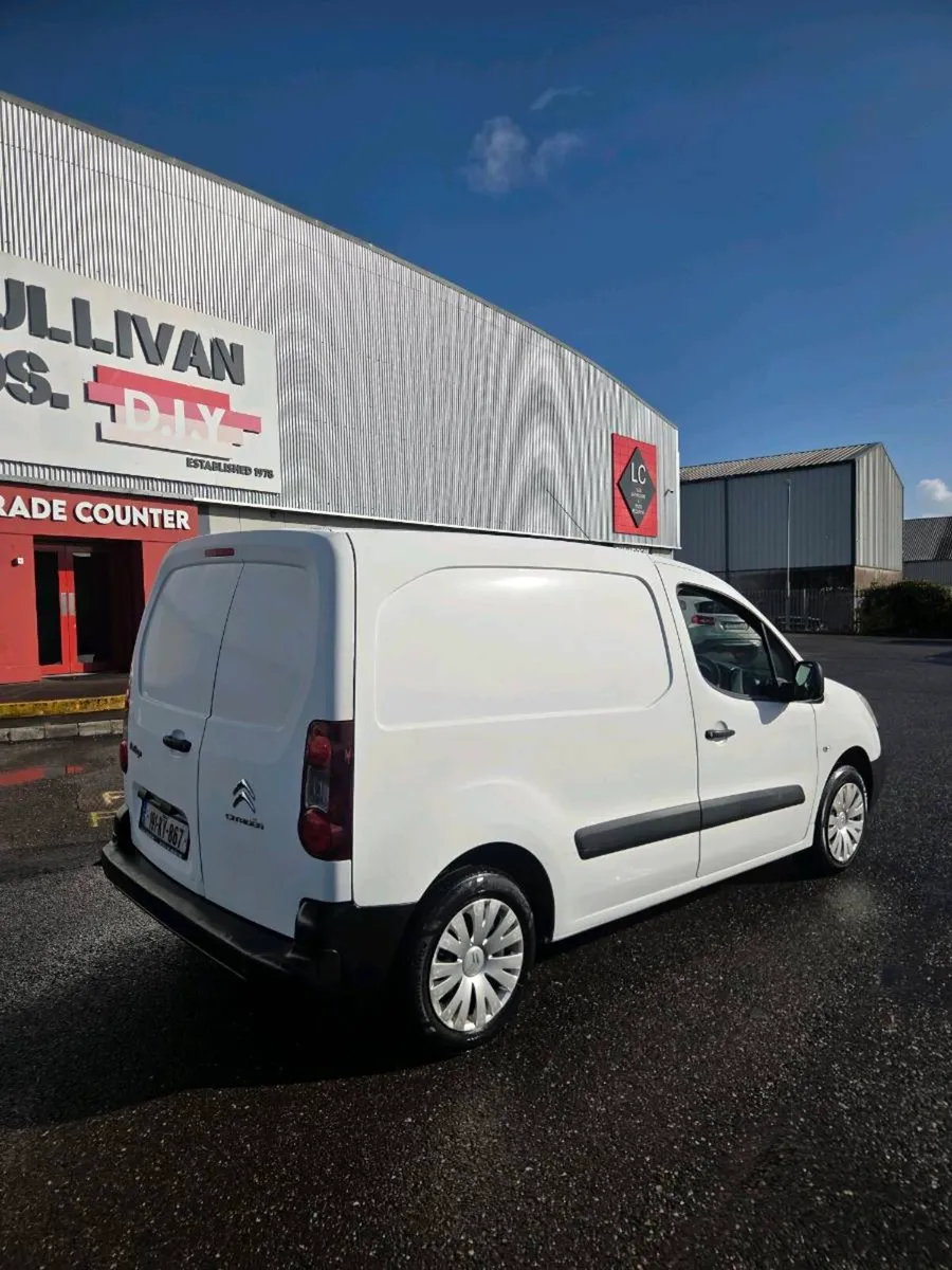 2019 CITROEN BERLINGO 3 SEATER NEW DOE. - Image 4