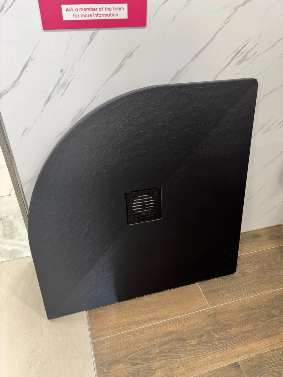 Slate-Effect Black 900mm Quadrant Tray Ex Display - Image 1